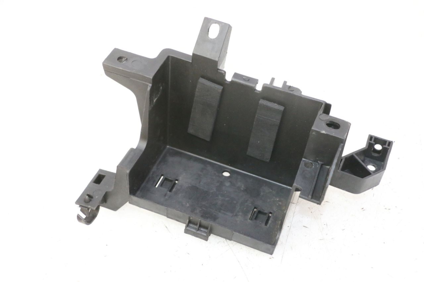 photo de BATTERY TRAY PEUGEOT VIVACITY NEW 4T 50 (2008 - 2017)