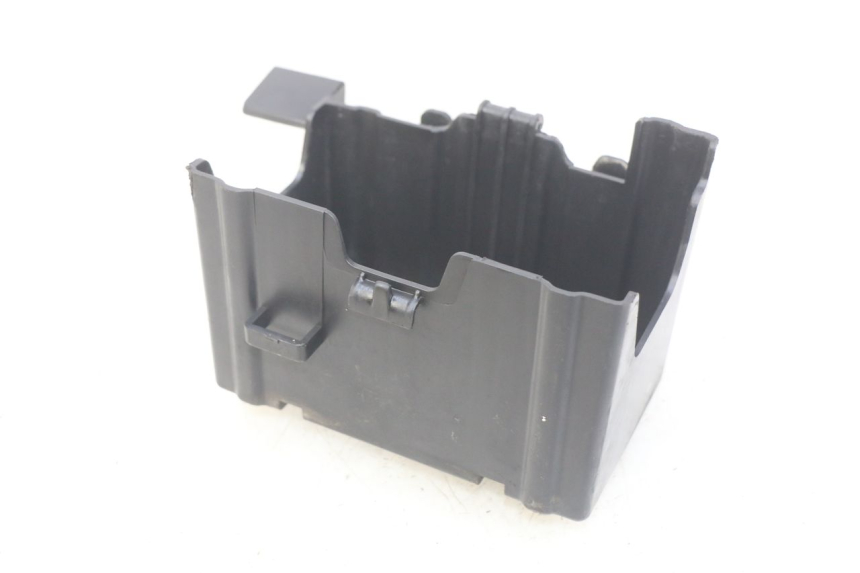 photo de BATTERY TRAY SYM WOLF SB 125 (2011 - 2018)
