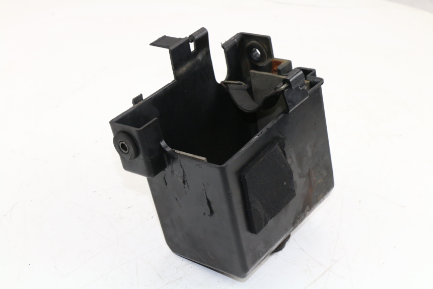 photo de BATTERY BOX YAMAHA FZX FAZER 750 (1987 - 1998)