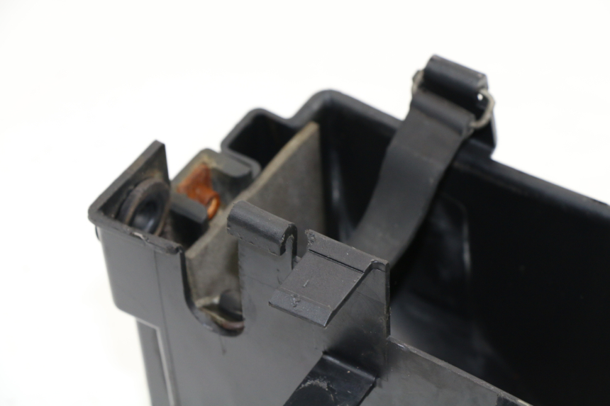 photo de BATTERY BOX YAMAHA FZX FAZER 750 (1987 - 1998)