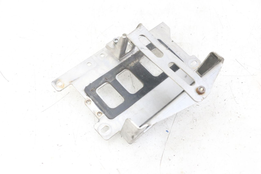 photo de BATTERY TRAY YAMAHA TDM ABS 900 (2002 - 2014)