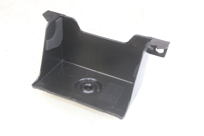 photo de BATTERY TRAY YAMAHA X-MAX XMAX 125 (2010 - 2014)