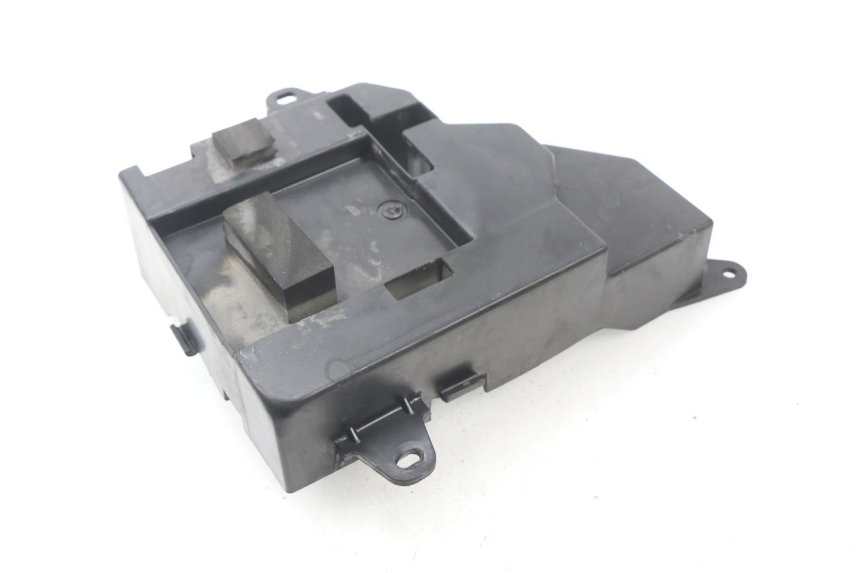 photo de BATTERY BOX YAMAHA YBR 125 (2007 - 2009)