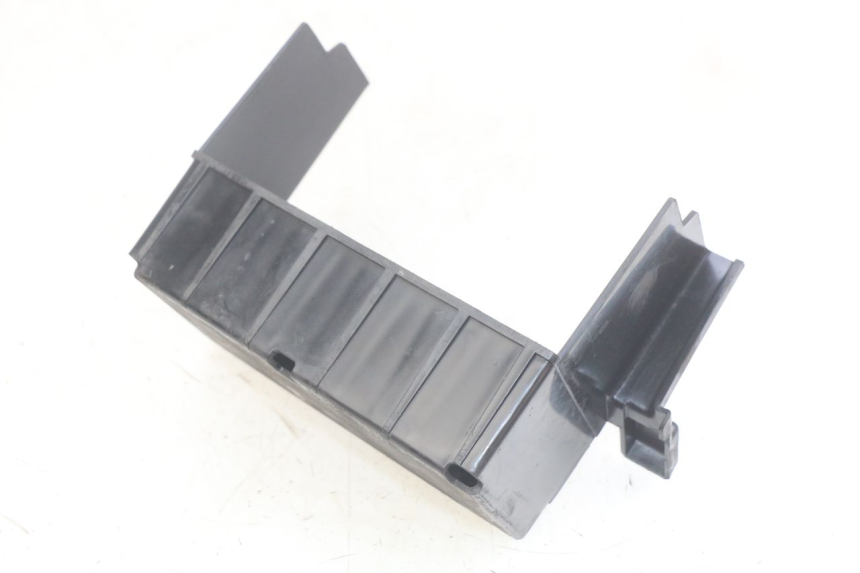 photo de BATTERY TRAY YAMAHA YP MAJESTY 400 (2004 - 2008)