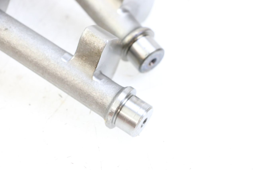photo de ENGINE MOUNT HONDA FJS SILVER WING SILVERWING 400 (2005 - 2008)