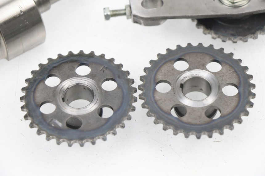 photo de ENGINE MOUNT SUZUKI DR DJEBEL 600 (1985 - 1990)