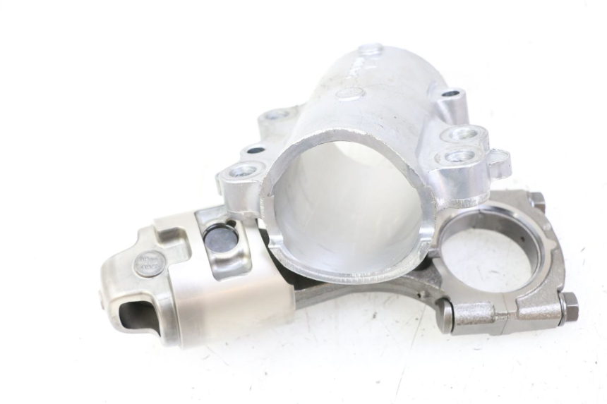 photo de ENGINE MOUNT YAMAHA YP T-MAX TMAX 530 (2017 - 2020)