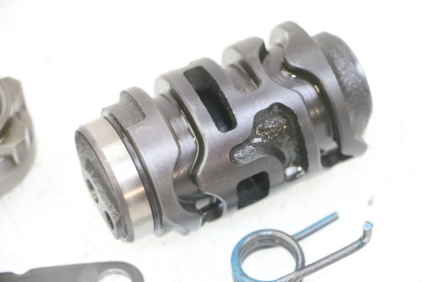 photo de DRUM SHAFT GEAR KAWASAKI KX F KXF 450 (2009 - 2011)