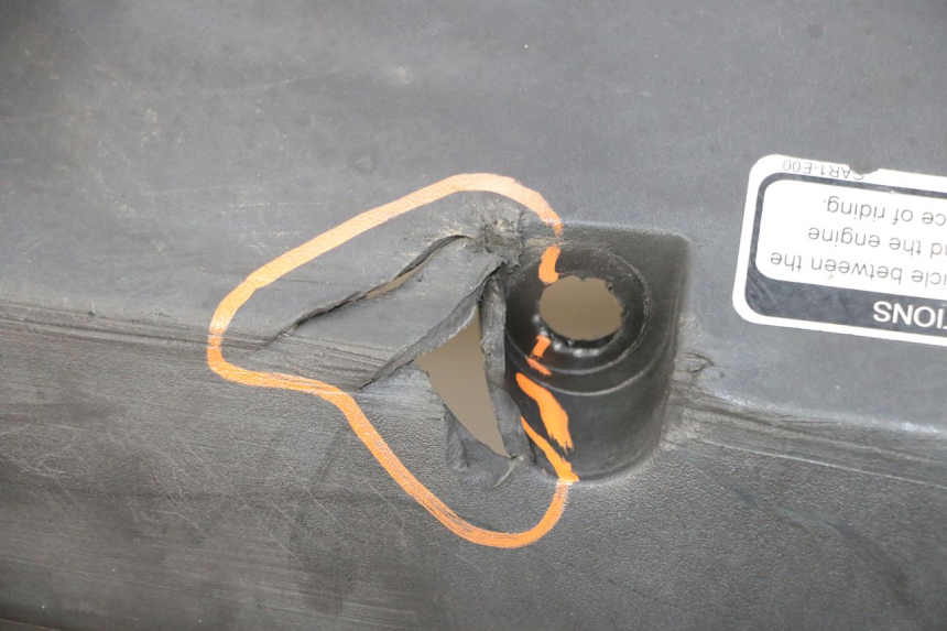 photo de LOWER PART OF THE BODY KYMCO AGILITY NAKED RENOUVO 2T 50 (2011 - 2018)