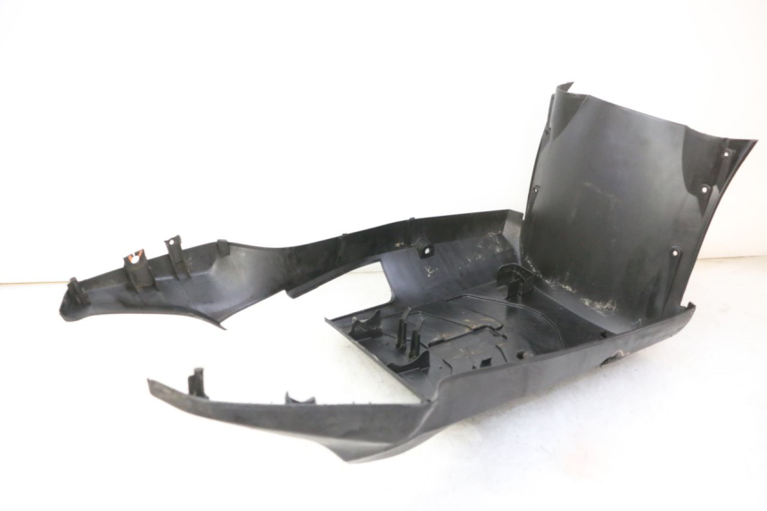 photo de LOWER PART OF THE BODY KYMCO AGILITY NAKED RENOUVO 2T 50 (2011 - 2018)