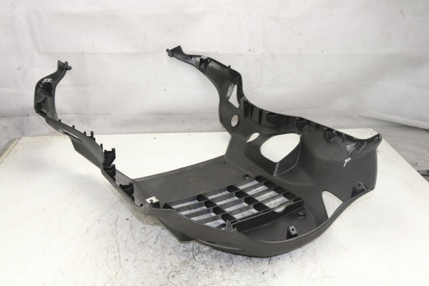 photo de BELLY PANEL APRILIA ATLANTIC S 125 (2010 - 2013)