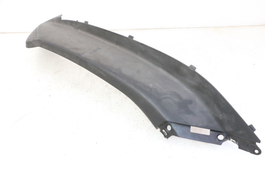 photo de REAR RIGHT BELLY PANEL QUADRO 4 4D 350 (2015 - 2018)