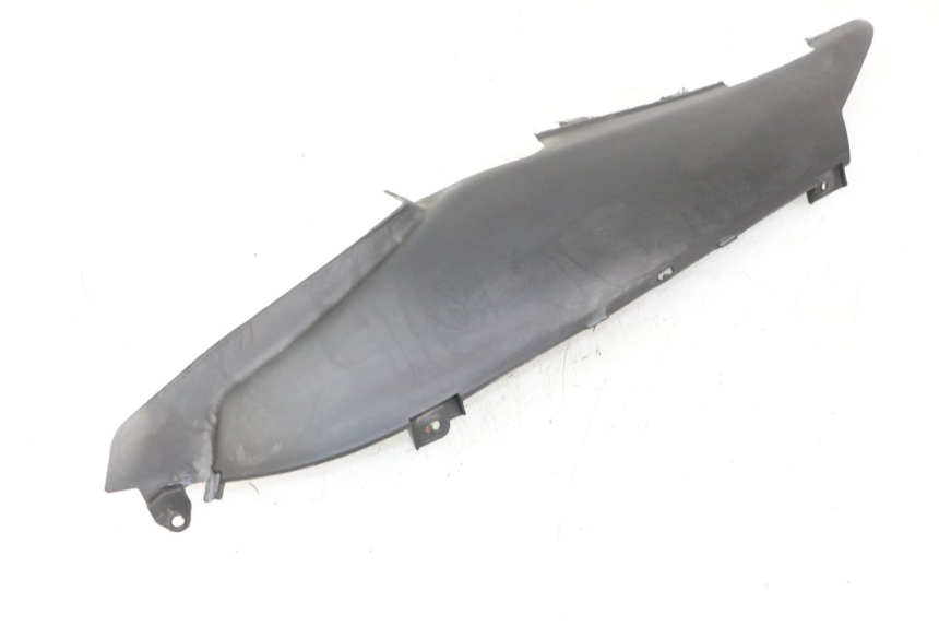 photo de REAR RIGHT BELLY PANEL GILERA NEXUS 300 (2008 - 2013)