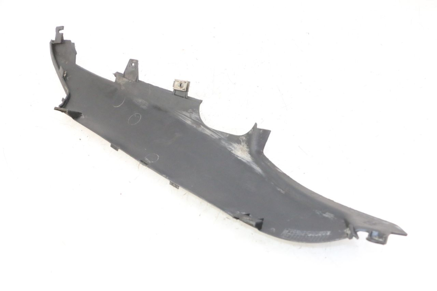 photo de REAR RIGHT BELLY PANEL GILERA NEXUS 300 (2008 - 2013)