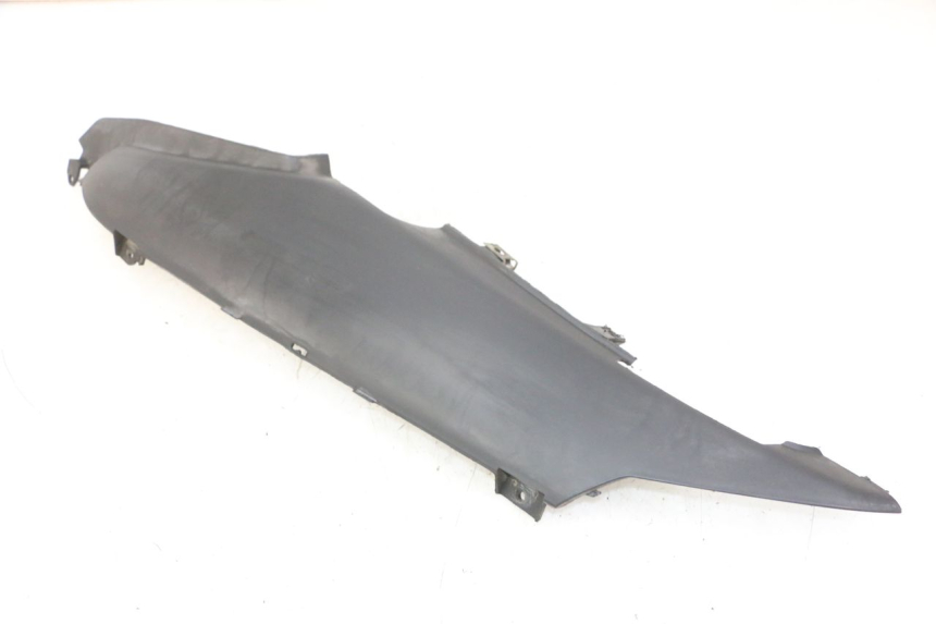 photo de REAR RIGHT BELLY PANEL GILERA NEXUS 300 (2008 - 2013)