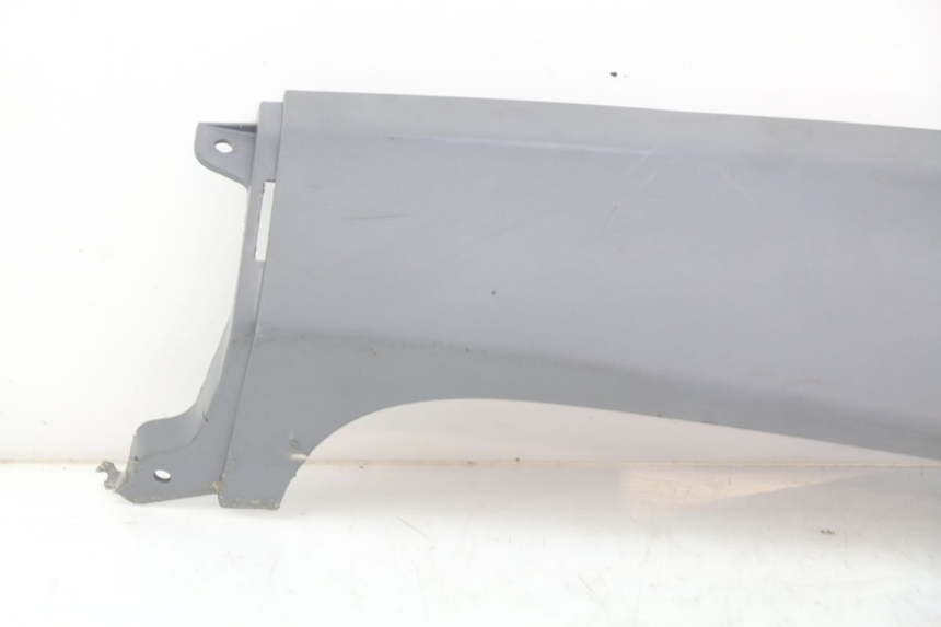 photo de RIGHT REAR LOWER FAIRING HONDA FES PANTHEON 2T 125 (1998 - 2002)