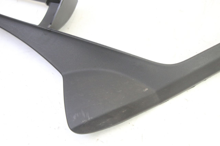 photo de REAR RIGHT BELLY PANEL PIAGGIO MP3 HPE 310 (2024 - 2025)