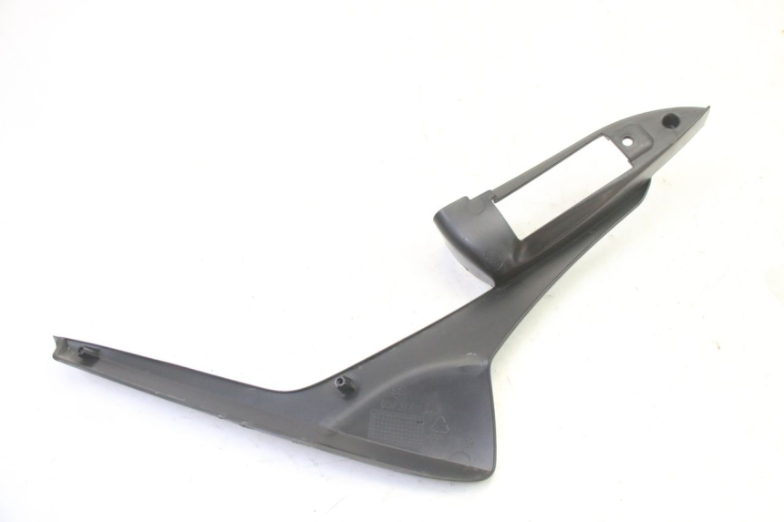 photo de REAR RIGHT BELLY PANEL PIAGGIO MP3 HPE 310 (2024 - 2025)