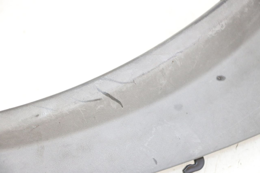 photo de REAR RIGHT BELLY PANEL PIAGGIO MP3 RL 250 (2007 - 2010)
