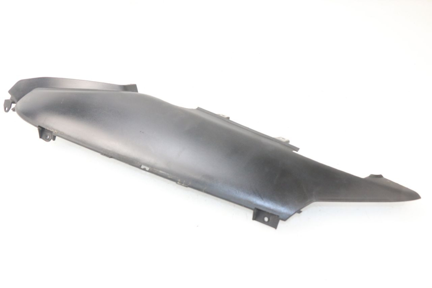 photo de RIGHT REAR LOWER FAIRING GILERA NEXUS 125 (2009 - 2013)