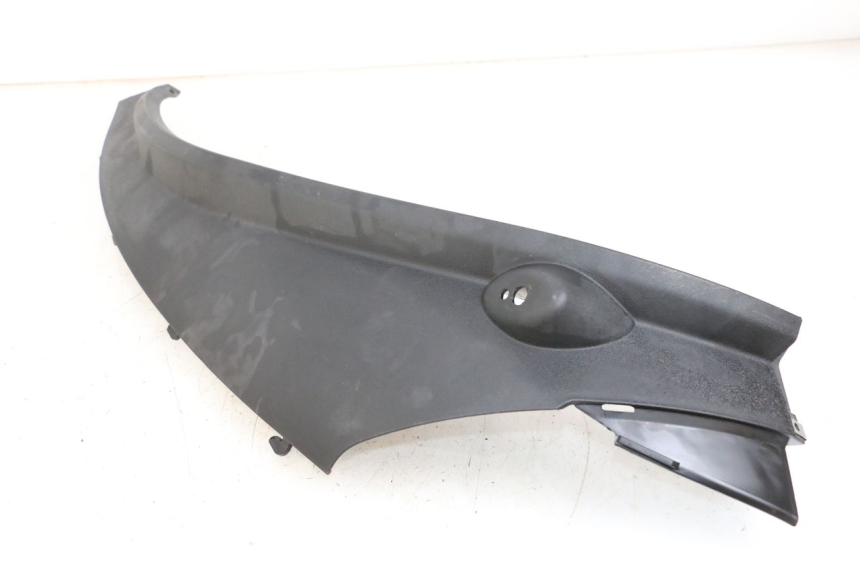 photo de RIGHT REAR LOWER FAIRING PIAGGIO MP3 500 (2011 - 2015)