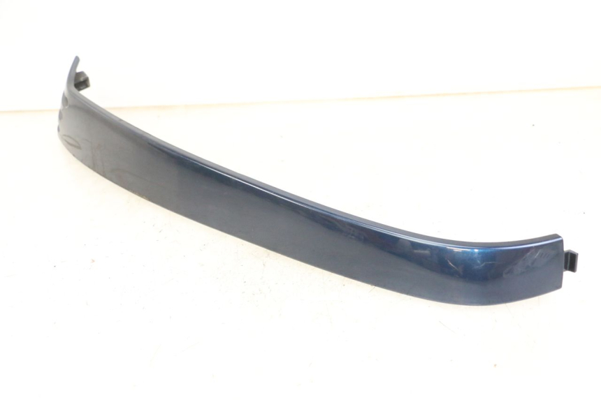 photo de REAR RIGHT BELLY PANEL PIAGGIO VESPA LX 150 (2005 - 2013)