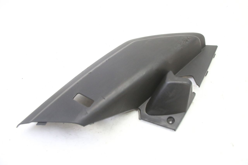 photo de REAR RIGHT BELLY PANEL YAMAHA XMAX X-MAX 125 (2006 - 2009)