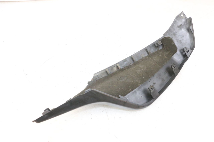photo de REAR LEFT BELLY PANEL SUZUKI BURGMAN 650 (2013 - 2020)