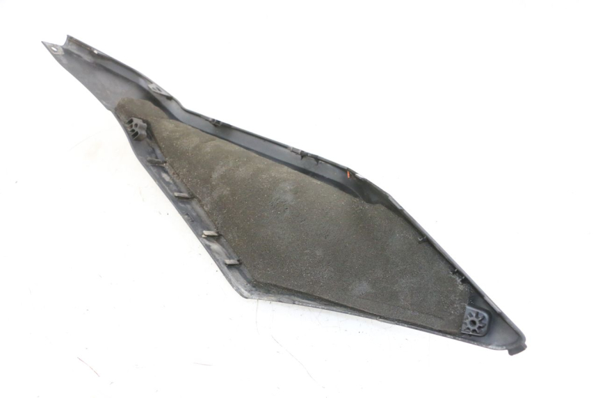 photo de REAR LEFT BELLY PANEL SUZUKI BURGMAN 650 (2013 - 2020)
