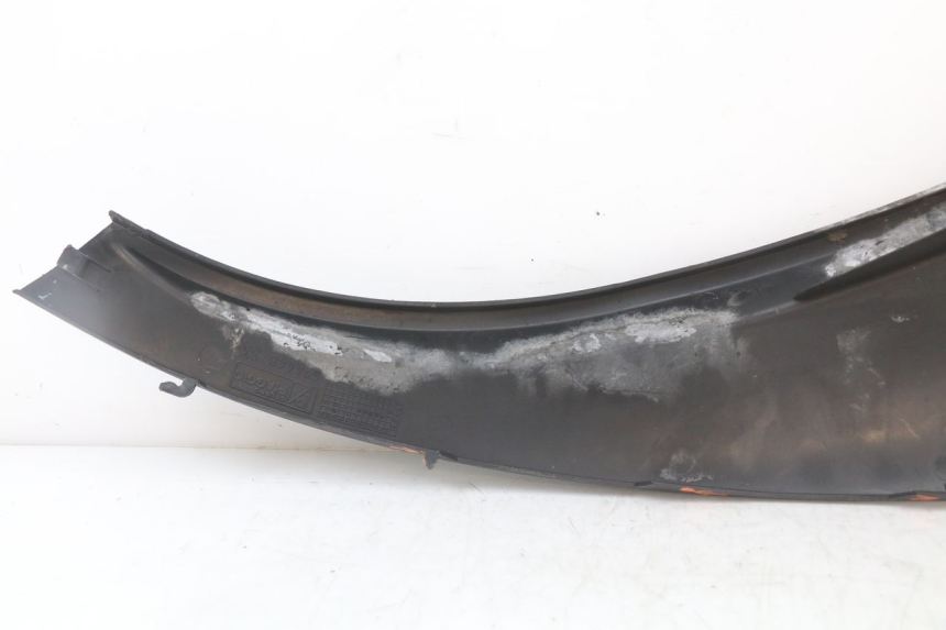 photo de REAR LEFT BELLY PANEL PIAGGIO MP3 125 (2006 - 2014)