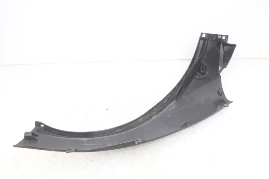 photo de LEFT REAR LOWER BODY PANEL PIAGGIO MP3 LT 400 (2007 - 2012)