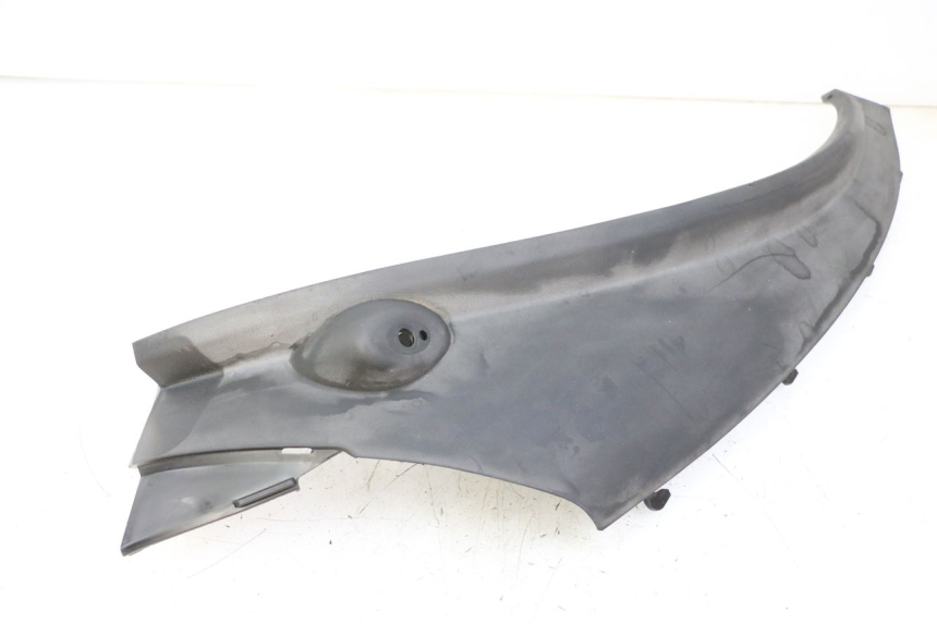 photo de LEFT REAR LOWER BODY PANEL PIAGGIO MP3 LT 400 (2007 - 2012)