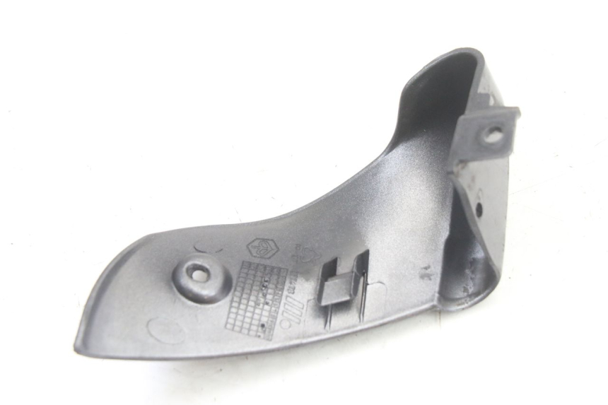 photo de LEFT REAR LOWER BODY PANEL PIAGGIO VESPA GRANTURISMO 125 (2003 - 2007)