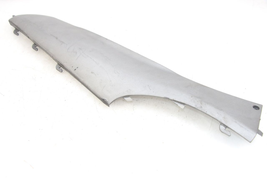 photo de LEFT REAR LOWER BODY PANEL PIAGGIO X9 125 (2000 - 2003)