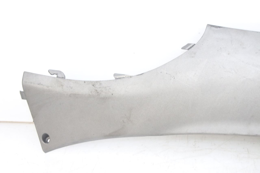 photo de LEFT REAR LOWER BODY PANEL PIAGGIO X9 125 (2000 - 2003)