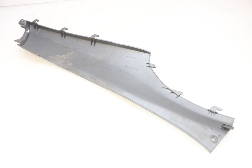 photo de LEFT REAR LOWER BODY PANEL PIAGGIO X9 EVOLUTION 250 (2003 - 2007)