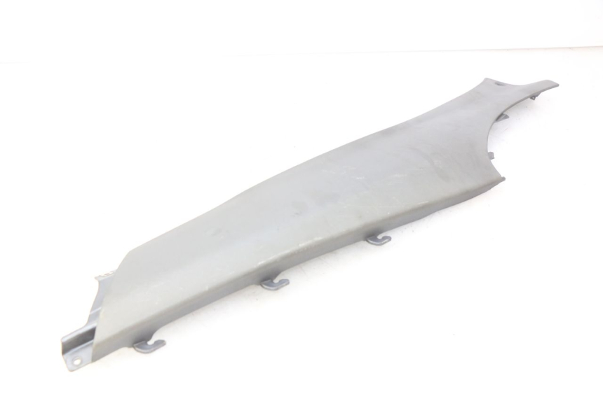 photo de LEFT REAR LOWER BODY PANEL PIAGGIO X9 EVOLUTION 125 (2003 - 2007)