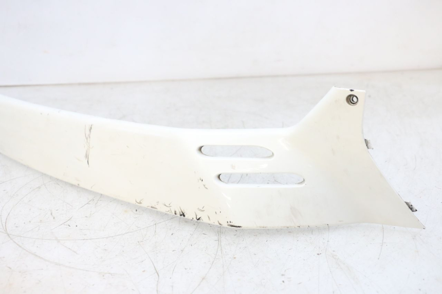 photo de REAR LEFT BELLY PANEL PIAGGIO VESPA GTS SUPER IE 125 (2009 - 2016) - Checked used part