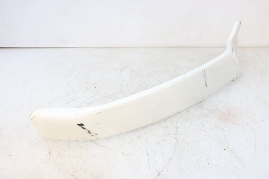 photo de REAR LEFT BELLY PANEL PIAGGIO VESPA GTS SUPER IE 125 (2009 - 2016) - Markings and original references