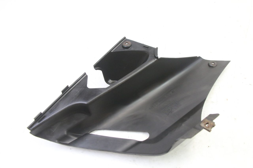 photo de REAR LEFT BELLY PANEL YAMAHA XMAX X-MAX 125 (2006 - 2009)