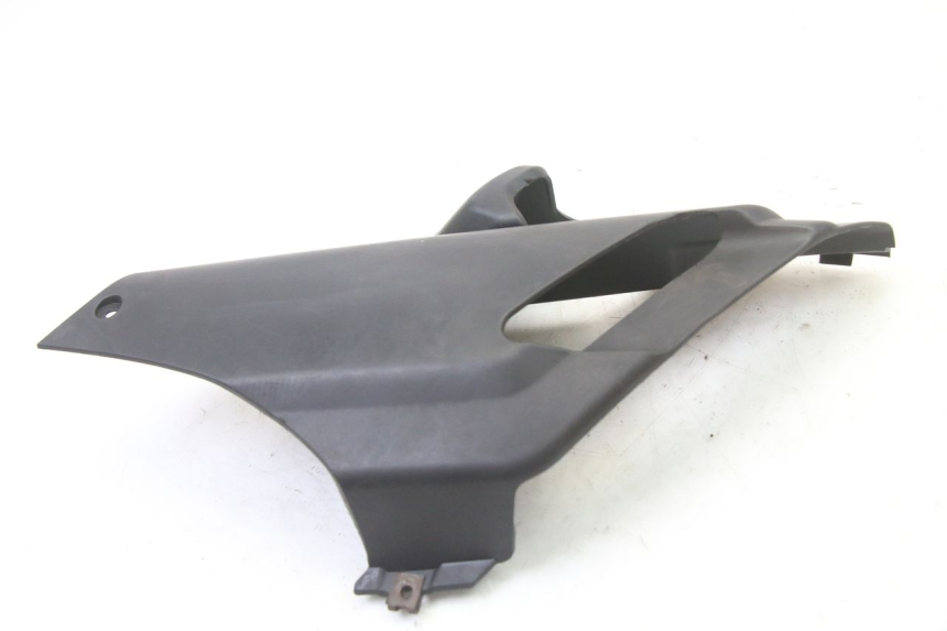 photo de REAR LEFT BELLY PANEL YAMAHA XMAX X-MAX 125 (2006 - 2009)