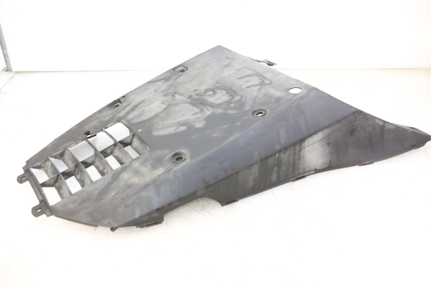 photo de LOWER BODY SHELL SUZUKI BURGMAN 125 (2007 - 2014)