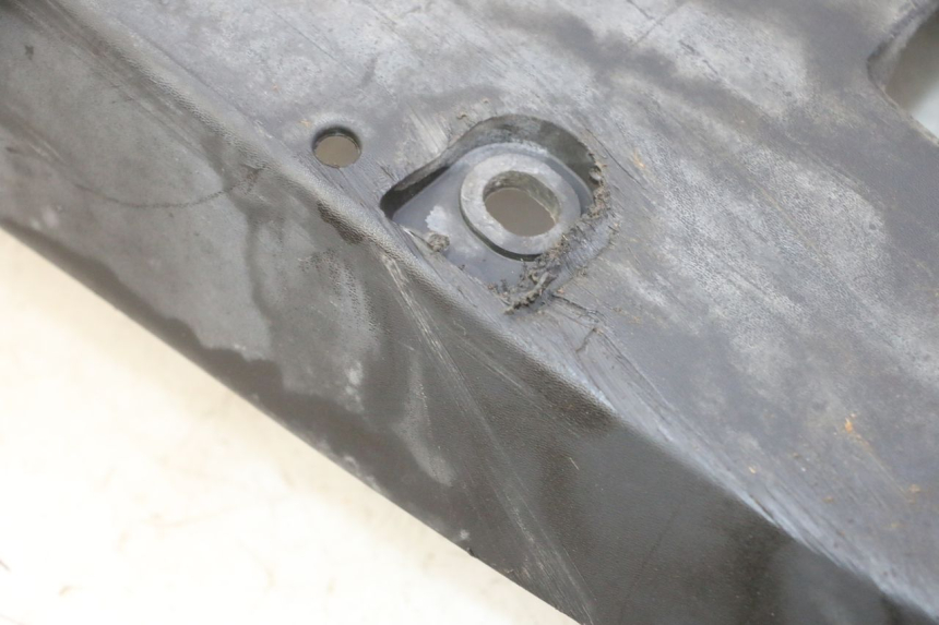 photo de LOWER BODY SHELL SUZUKI BURGMAN 125 (2007 - 2014)