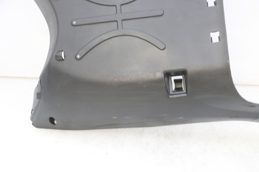 photo de LOWER PART OF THE BODY SYM CROX 4T 50 (2016 - 2023) - Focus on structure