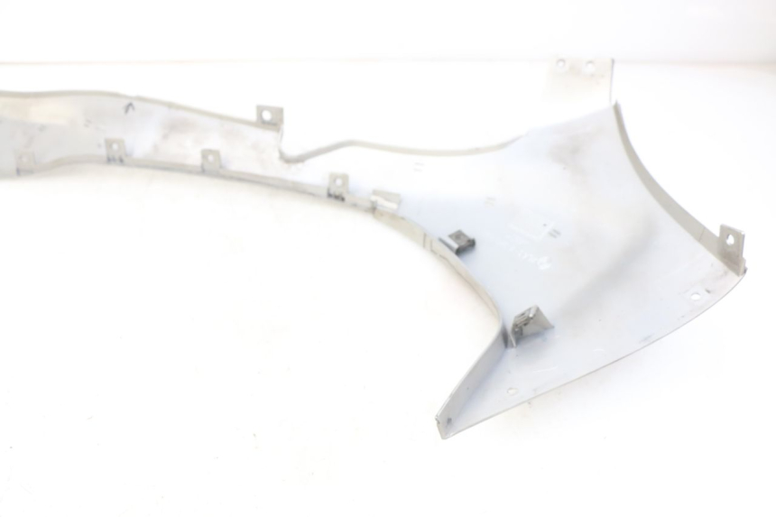 photo de RIGHT LOWER SIDE PANEL BMW C1 125 (2000 - 2003)