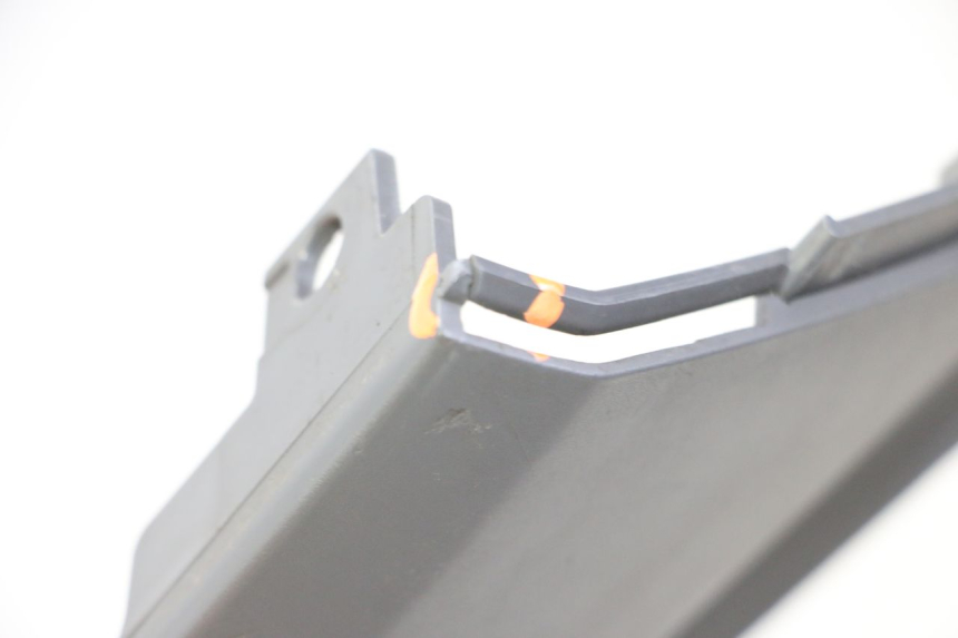 photo de RIGHT BELLY PANEL SUZUKI BURGMAN 125 (2007 - 2014)