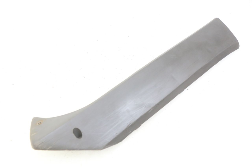 photo de RIGHT LOWER SIDE PANEL SUZUKI CP 80 (1985 - 1996)