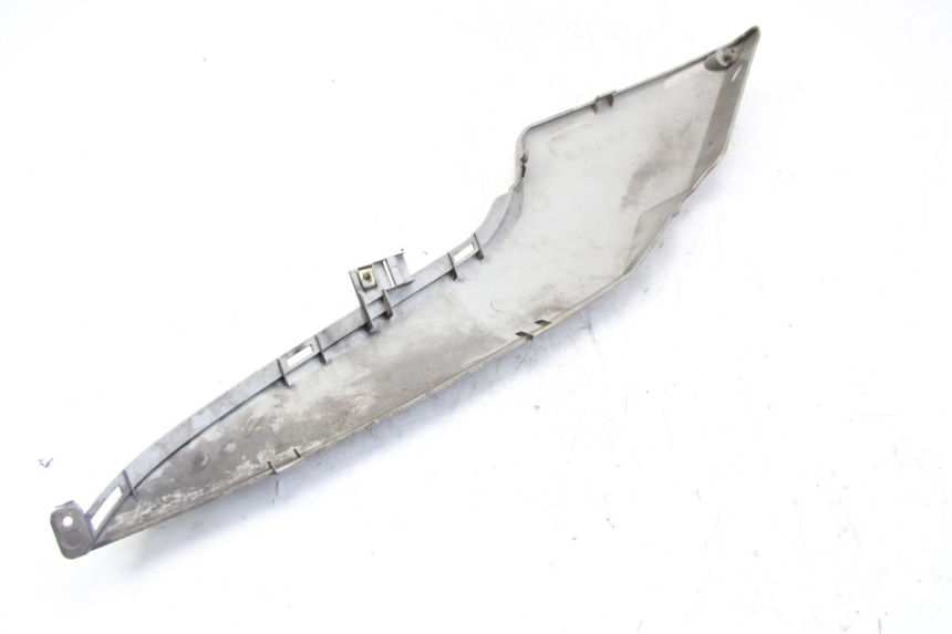 photo de RIGHT LOWER SIDE PANEL KYMCO DINK STREET 125 (2009 - 2014)