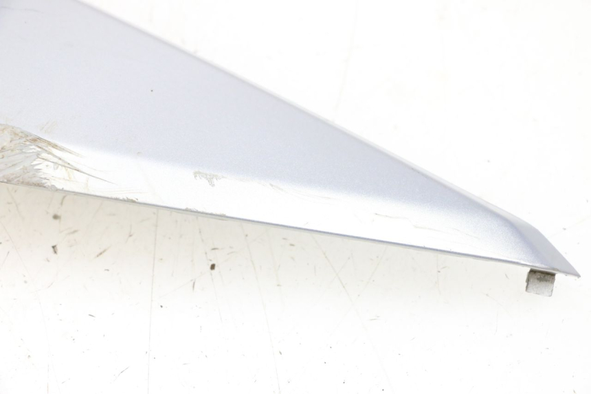 photo de RIGHT BELLY PANEL MBK FLAME X 125 (2007 - 2016) - High-resolution close-up