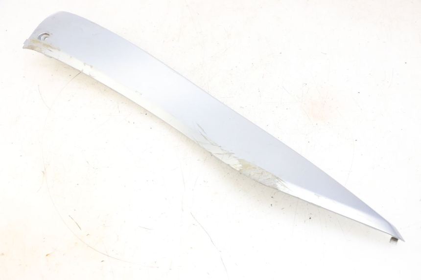 photo de RIGHT BELLY PANEL MBK FLAME X 125 (2007 - 2016) - Detailed visual inspection